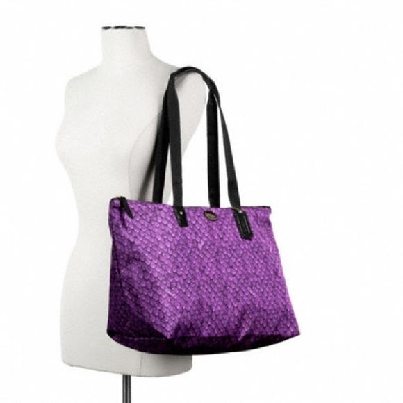 Coach Weekender Black/Khaki Nylon Tote Shoulder - Picture 3 of 3